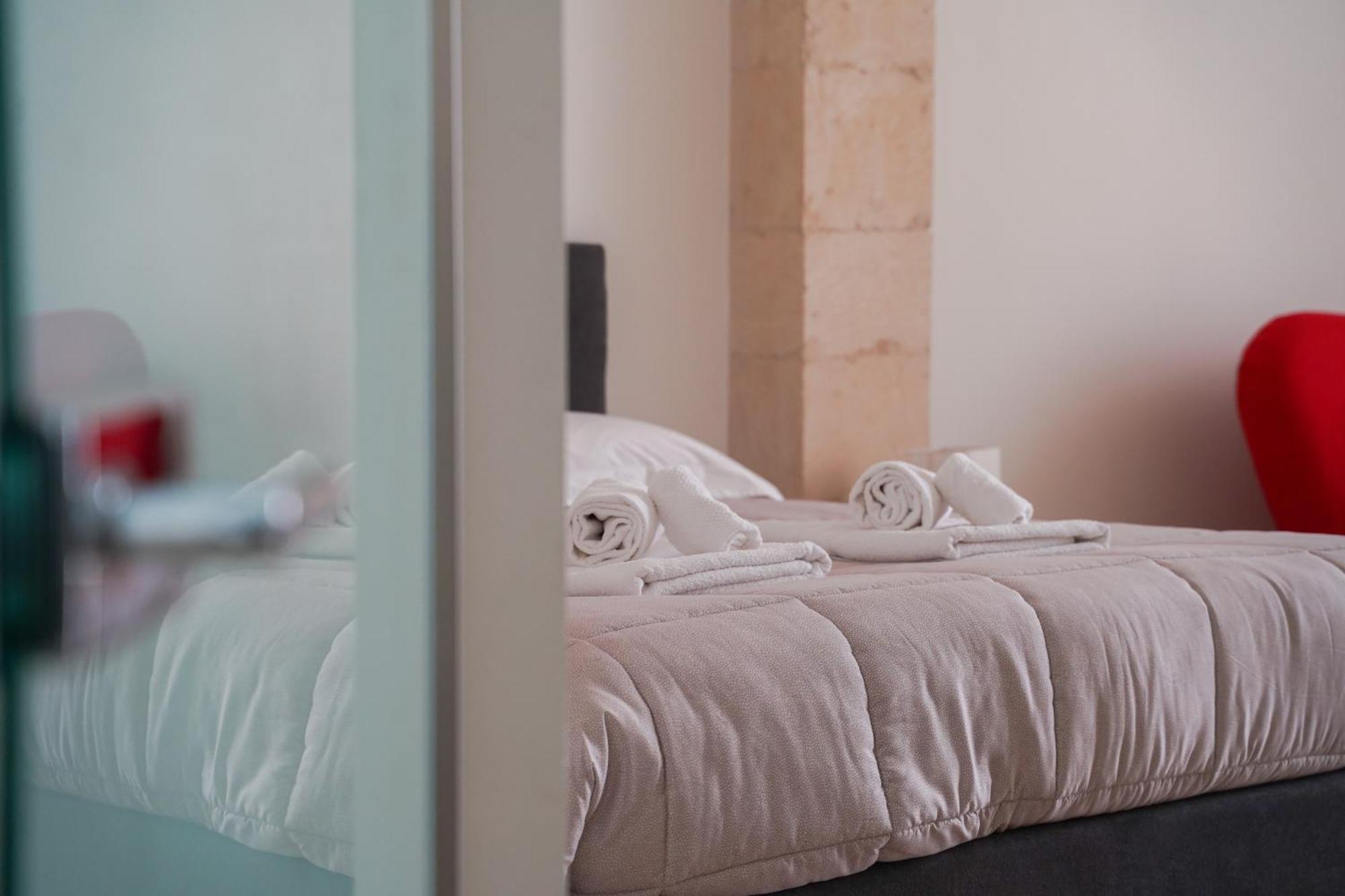 Suite Home D'Aragona Lecce Exterior foto